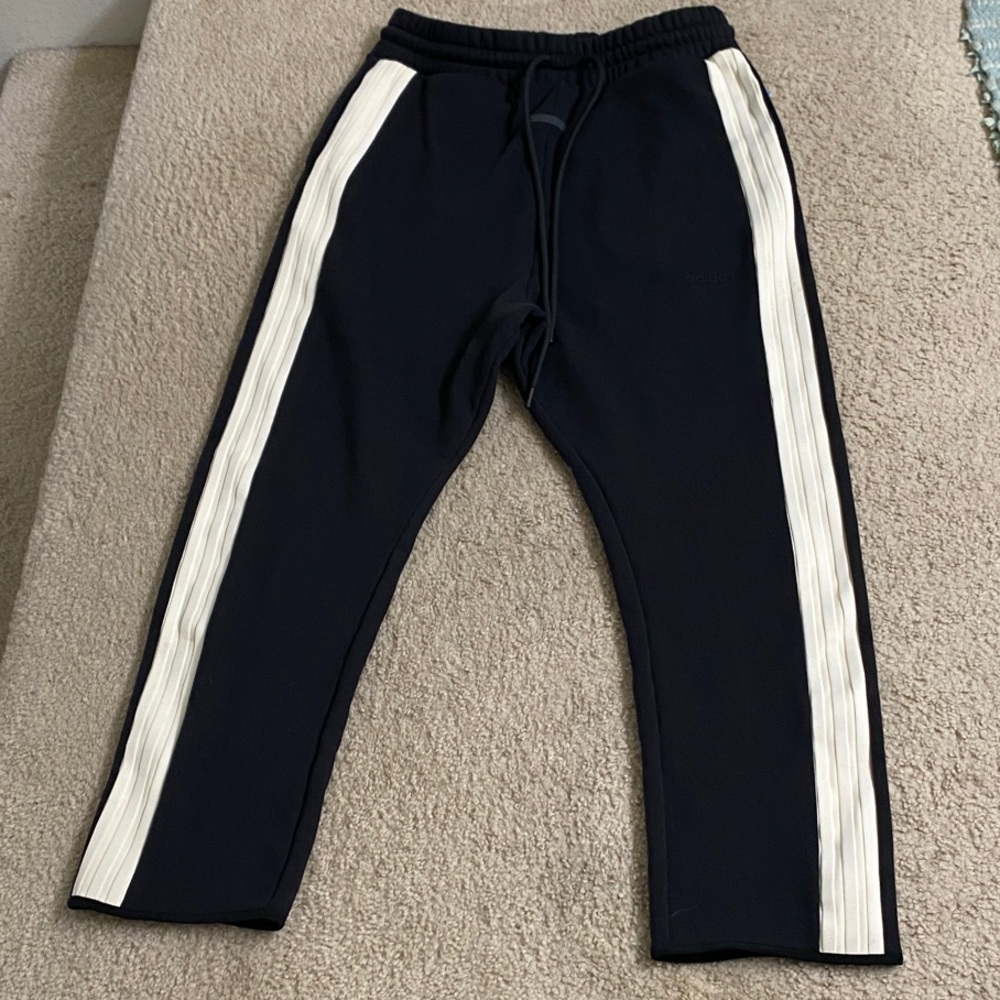 Adidas x Fear of God wide leg sweatpants black with beige Side Stripes NWOT